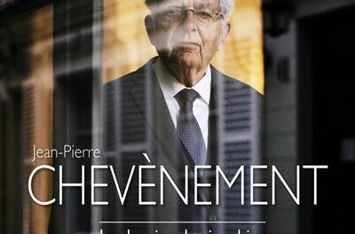 couverture Jean-Pierre Chevènement, le dernier des Jacobins